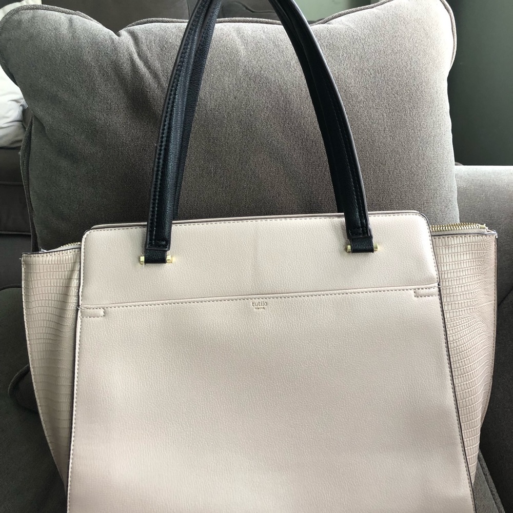 Tutilo: Bag - Picture 5 of 6
